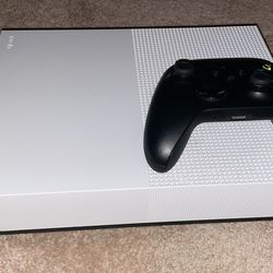Xbox One Series S (1 TB)