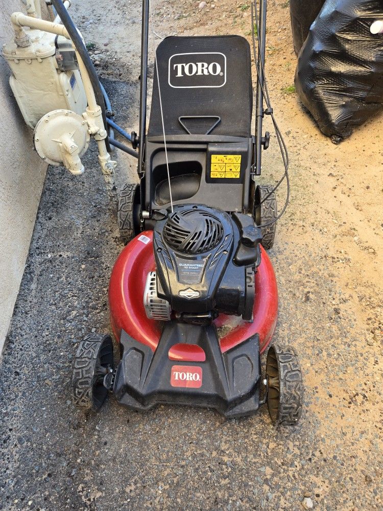 Lawn Mower. Toro 