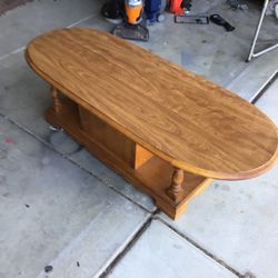 Coffee table in good condition