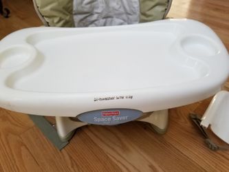 High chair excellent condition