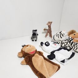 Lion Tiger Panda Monkey Hand Puppet Baby Kids Soft Doll Plush Toy & Folkmanis Giraffe Zebra Stuffed Animal Plush Finger Puppet Retired
