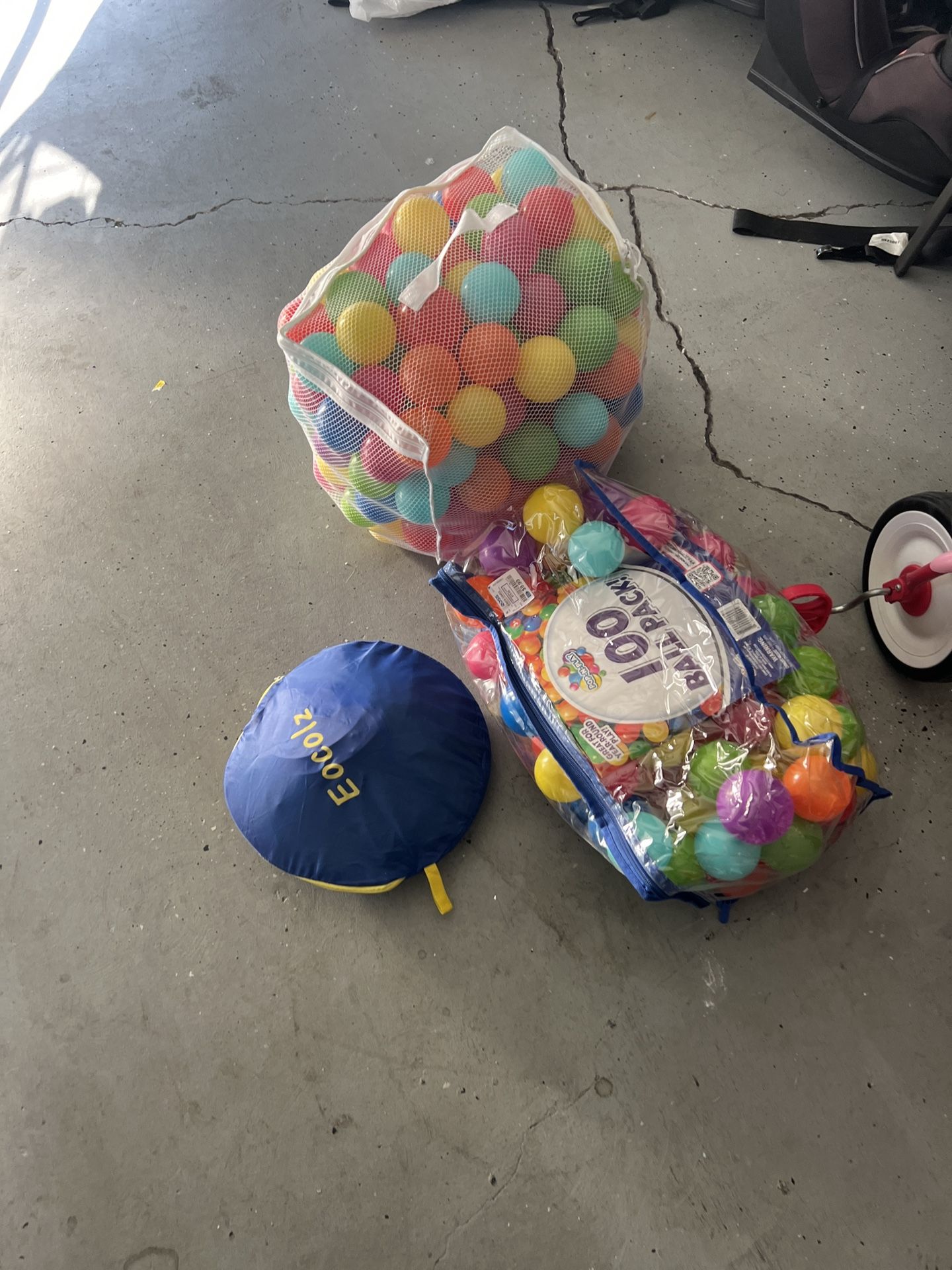 Ball Pit With Balls