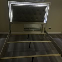 Queen Bed Frame 