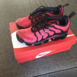Nike Air Vapormax Plus Size 8 Men 