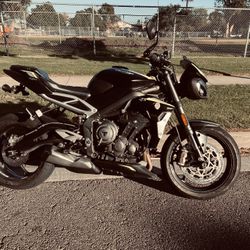 2020 Triumph street Triple RS 