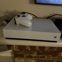 Xbox One S