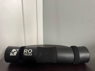 Barbell squat pad