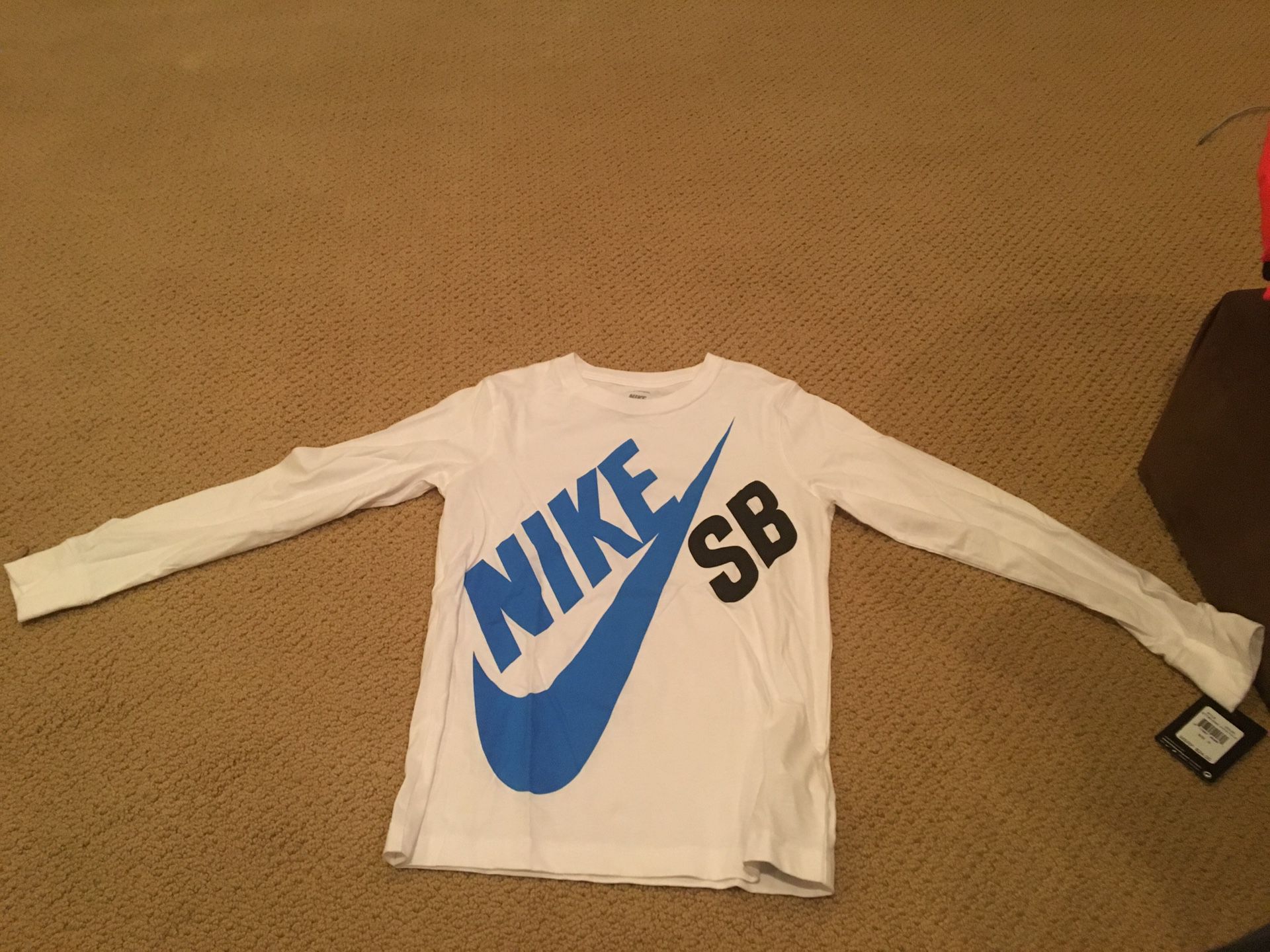 Nike SB long sleeve t-shirt
