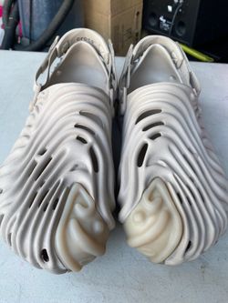 Crocs men’s shoes crocs shoes Sz 13M MENS crocs MAKE AN OFFER!