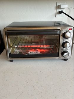 Black and Decker toaster oven