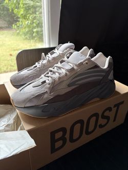 Yeezy 700 Tephra