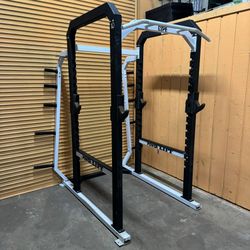 Power Lift Commercial Squat Rack / Power Rack - 10 Olympic Weight Horns, 2-Bar holders