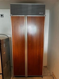 Sub-Zero Side-by-Side Refrigerator Wood Panel
