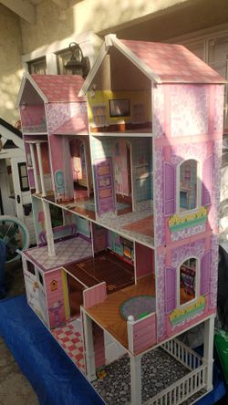 Doll House