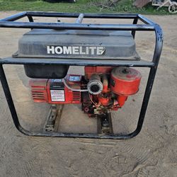 HomeLite Generator 4400 Watts 8 HP Briggs & Stratton