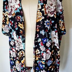 Kimono size Woman's Small to Medium 