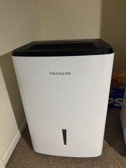 Fridgaire 50 Pint Dehumidifier Good Condition
