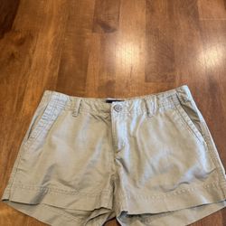 Woman’s The North Face Shorts Shipping avail 