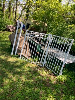 Fence Gate white 54x48 2 poles
