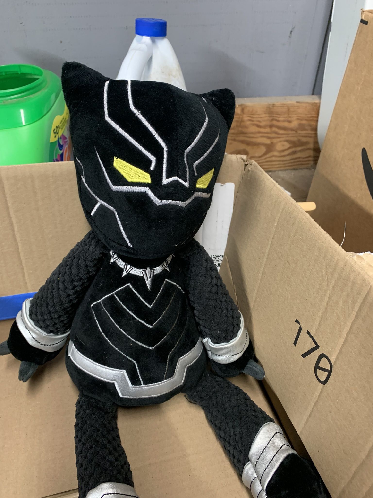 Scentsy Mandalorian Warmer And Buddy 