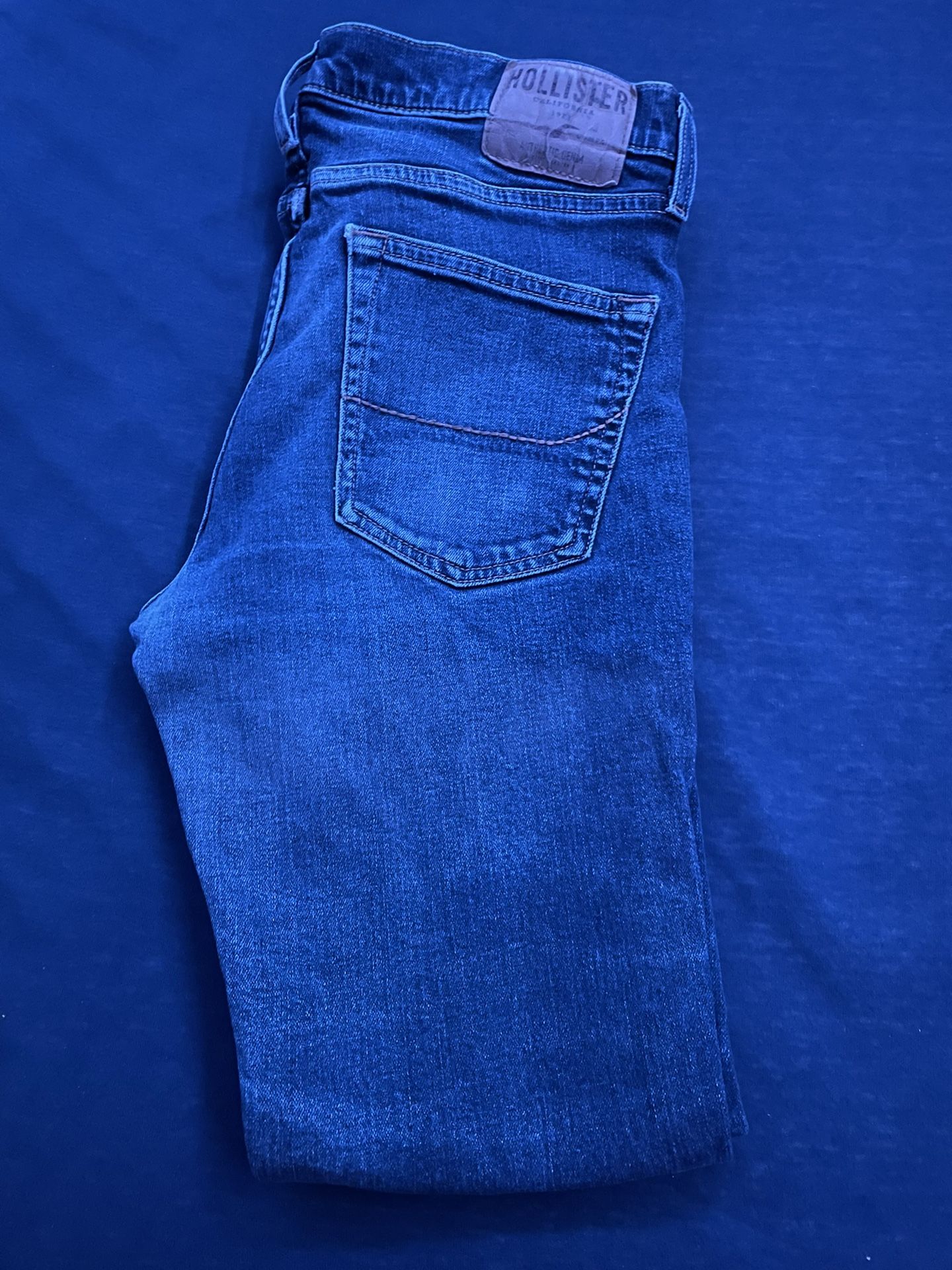 Hollister Jeans SIZE:33/32