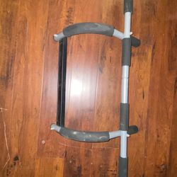 Pull Up Bar
