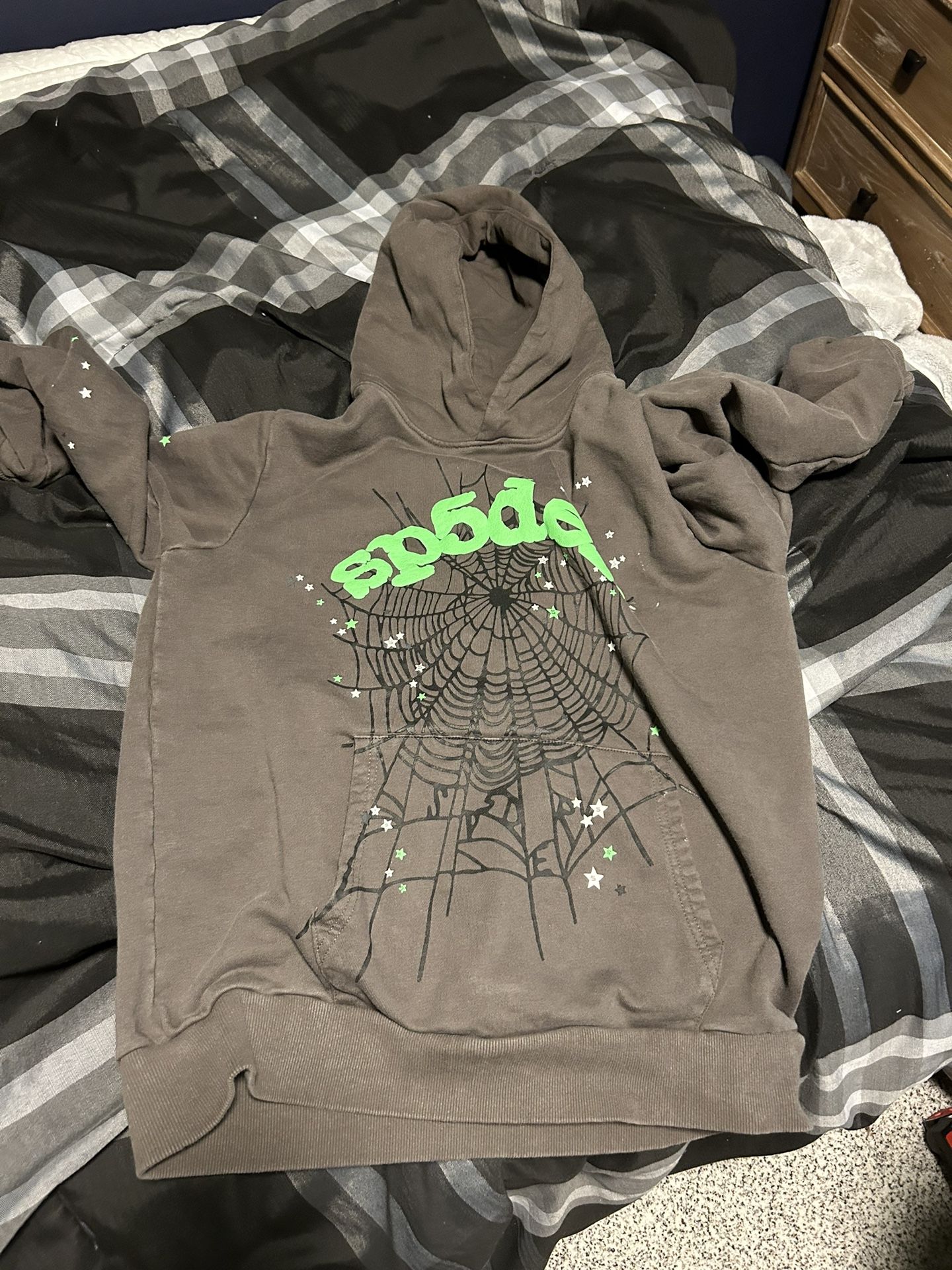 Grey and Green spider hoodie 