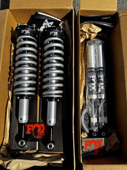 New 07-18 GM Chevy Fox 2.0 Performance Front & Rear Coilover Shocks 0-2” Lift Silverado Sierra