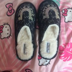 True Religion Slippers (6 1/2)