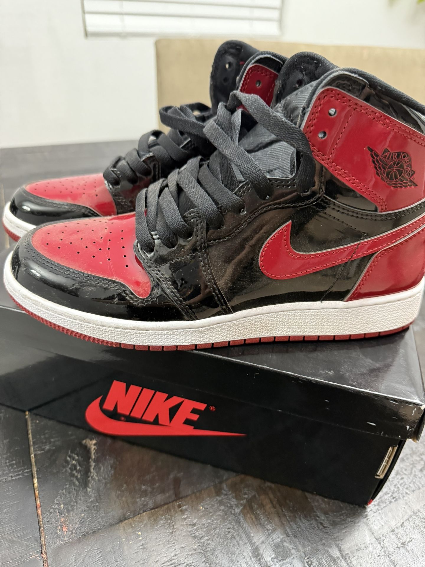Jordan 1 Retro Patent Breds