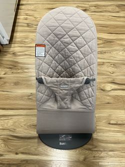 BabyBjörn Bouncer Bliss Convertible Quilted Baby Bouncer Sand Gray Lightly Used