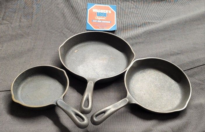 Wagner 3 Piece Cast Iron Skillet Set