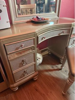 Large vanity