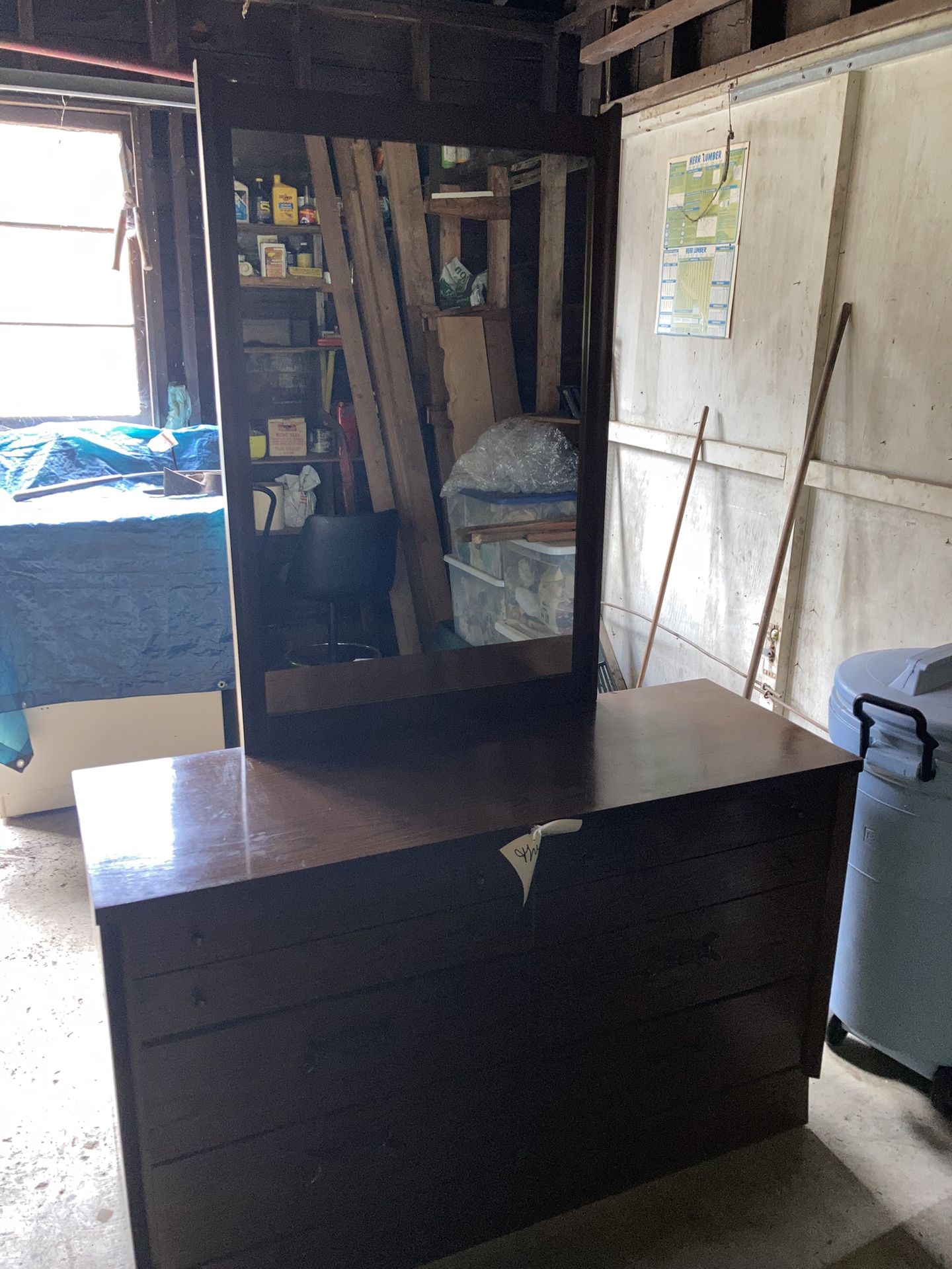 Dresser With Mirror