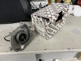 2010-2014 Porsche Panamera Water Pump 