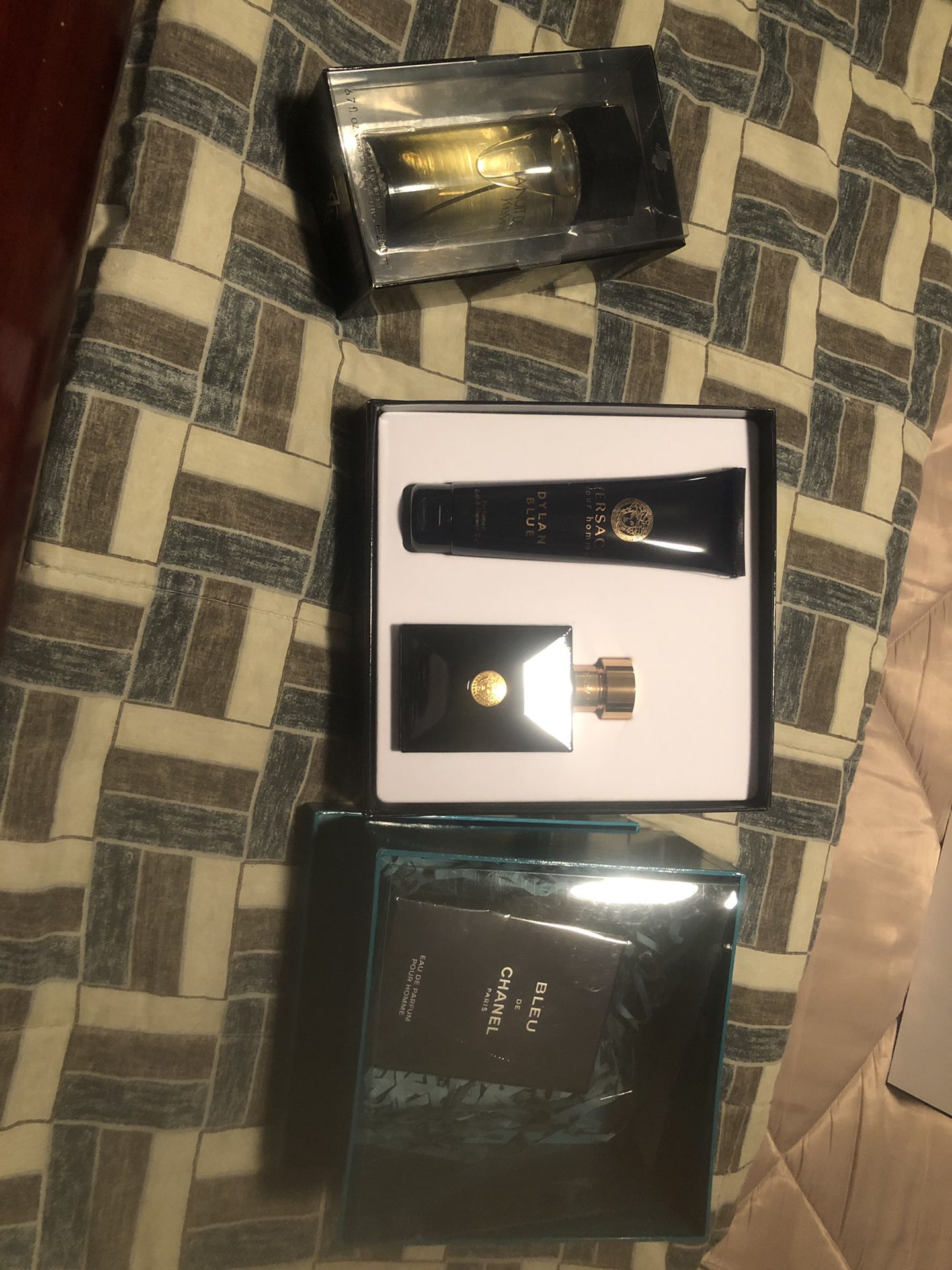 Any men’s fragrance great deal authentic each one !!These are men’s