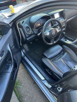 Nissan Maxima