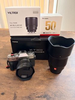 Fujifilm X-T30 II with 85mm 1.8, and 50mm 1.8