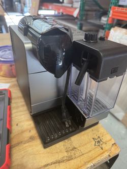 De'Longhi Lattissima + Nespresso Machine