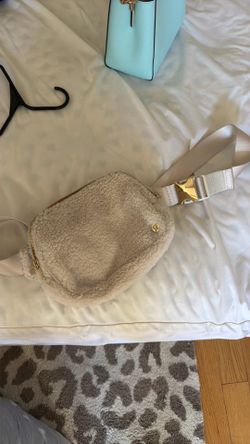 lululemon white fanny pack