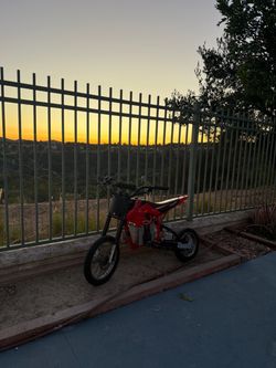 76v modded razor