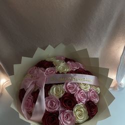 Valentine Day Gift/ Valentine Day Bouquet/ Flower Bouquet/ Flower Arrangement 