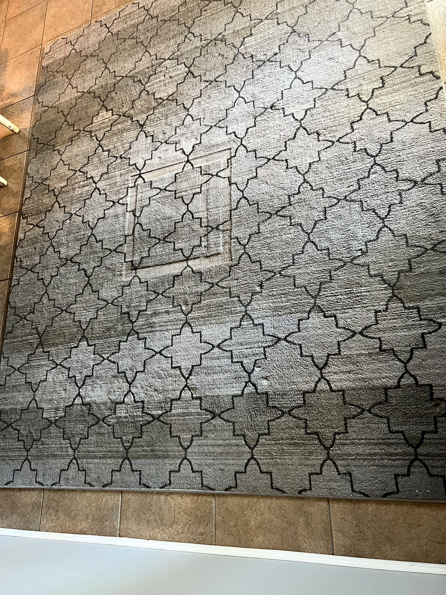 10 x 8 Used Rug