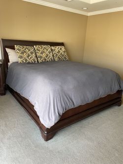 Solid Wood Bedframe California King