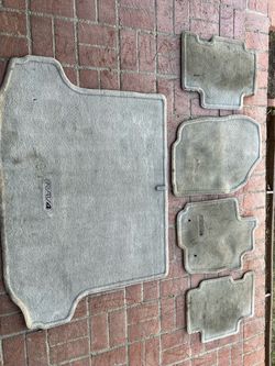 2006-2012 Toyota RAV4 OEM mats