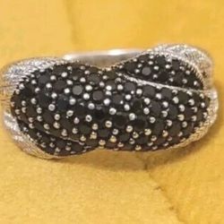 Beautiful Judith Ripka Sterling Silver Black Spinel and Diamonique (cubic zirconia)  ring.