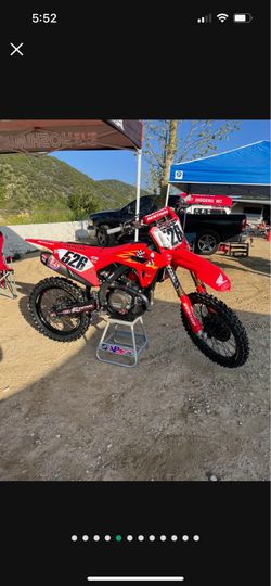 2032 CRF450 Dirtbike