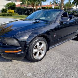 2007 Ford Mustang Convertible Only $1000 Down!