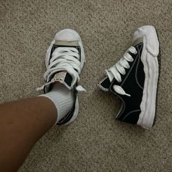 Maison Mihara shoes size 8