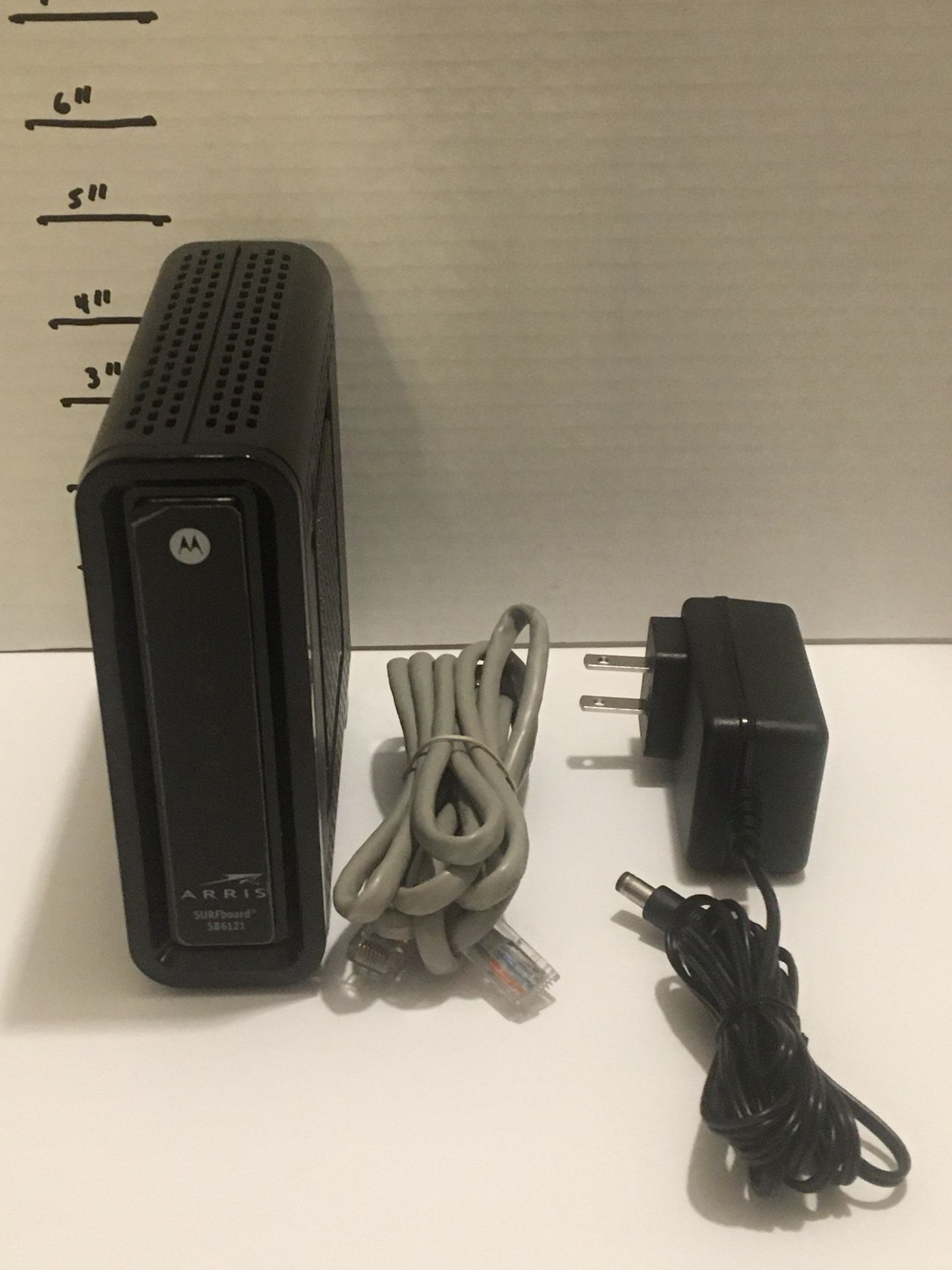 Arris SURFboard SB6121 4x4 DOCSIS 3.0 Cable Modem